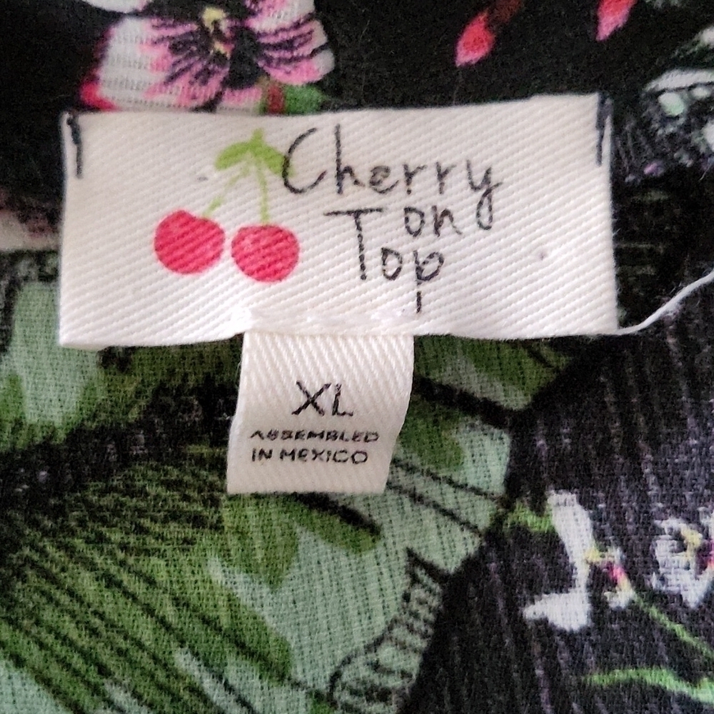 Cherry on Top tropical print short sleeve kimono/duster - Picture 7 of 8